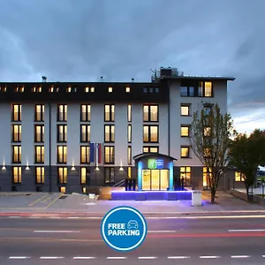 https://holiday-inn-express-ljubljana.hotels-in-ljubljana.com